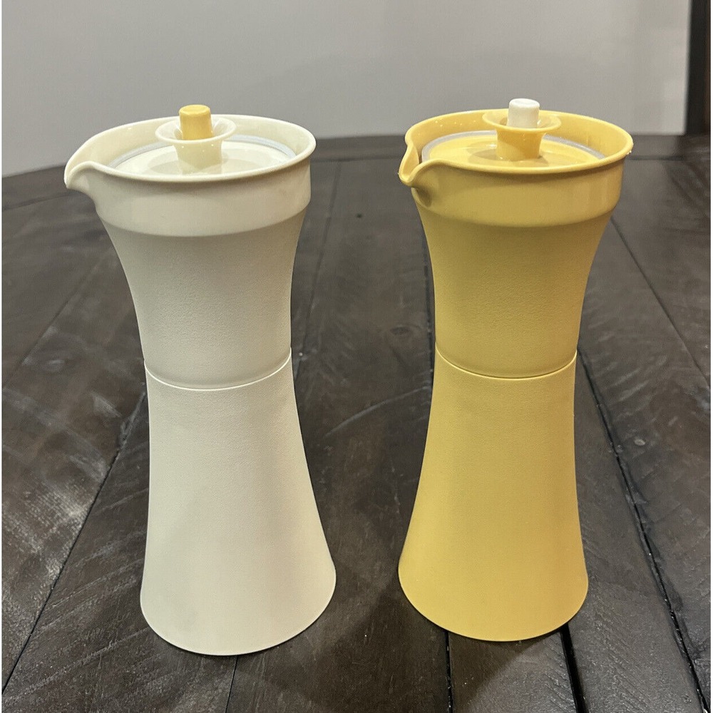 Set of 2 Vtg Tupperware Oil Vinegar Salad Dressing Dispenser 1246-17 1246-15